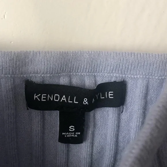 Kendall & Kylie Cute Crop Top w/ Hoop Zipper - Picture 5 of 5